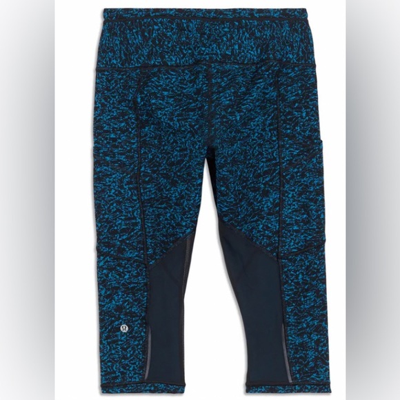 Lululemon Outrun High-Rise Crop - Picture 2 of 10